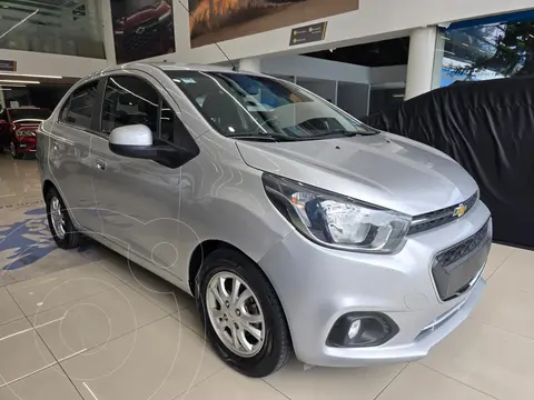 Chevrolet Beat Hatchback LTZ usado (2020) color plateado financiado en mensualidades(enganche $45,000 mensualidades desde $4,538)