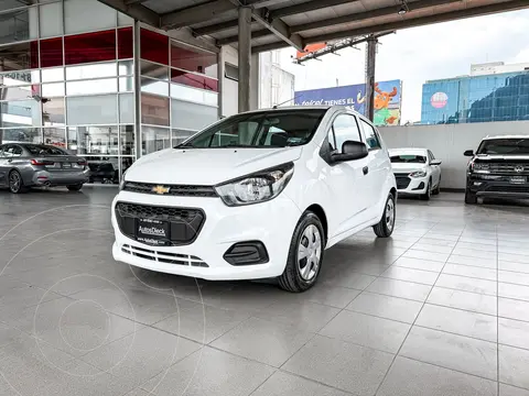 Chevrolet Beat Hatchback LT usado (2019) color Blanco financiado en mensualidades(enganche $36,300 mensualidades desde $3,715)