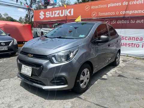 Chevrolet Beat Hatchback LT usado (2021) color Gris precio $180,000
