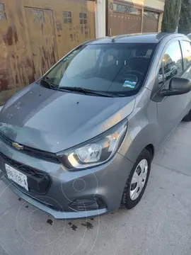 Chevrolet Beat Hatchback LT usado (2018) color Gris precio $140,000