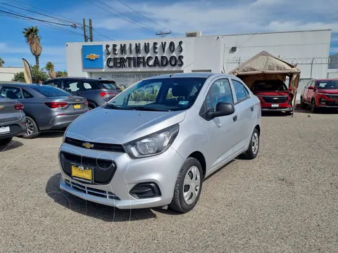 Chevrolet Beat Notchback LTZ usado (2020) color plateado precio $185,500