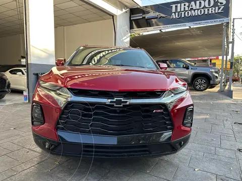 Chevrolet Blazer RS usado (2022) color Rojo Lava financiado en mensualidades(enganche $140,000 mensualidades desde $20,051)