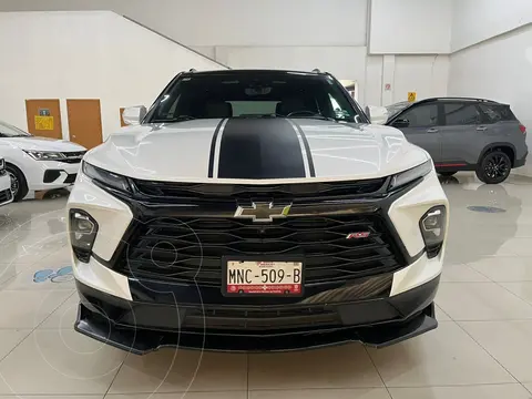 Chevrolet Blazer RS usado (2023) color Blanco financiado en mensualidades(enganche $171,402 mensualidades desde $14,714)