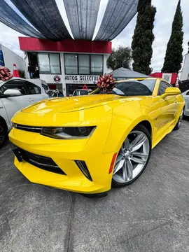 Chevrolet Camaro RS V6 Aut usado (2017) color Amarillo precio $550,000