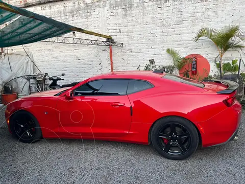 Chevrolet Camaro LT Paq. A usado (2018) color Rojo precio $420,000