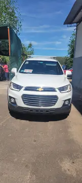 Chevrolet Captiva LT 4x4 usado (2017) color Blanco precio u$s17.000