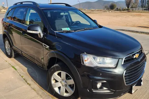 Chevrolet Captiva  2.4L LS 4X2  Aut usado (2017) color Negro precio $10.000.000