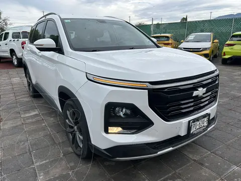 Chevrolet Captiva LT 5 pas usado (2023) color Blanco financiado en mensualidades(enganche $92,120 mensualidades desde $7,466)