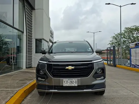 Chevrolet Captiva LT 5 pas usado (2023) color Gris precio $330,000