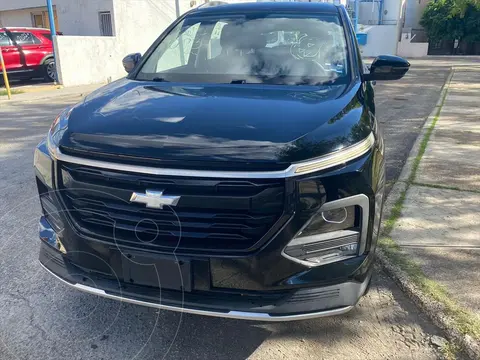 Chevrolet Captiva LT 5 pas usado (2023) color Negro precio $299,900