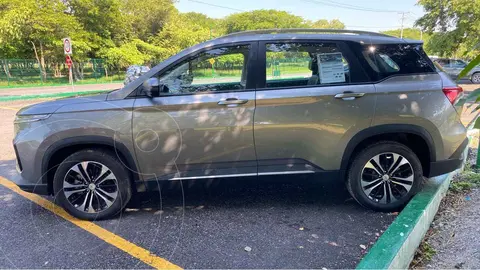 Chevrolet Captiva LT 7 pas usado (2024) color Plata financiado en mensualidades(enganche $107,878 mensualidades desde $12,297)