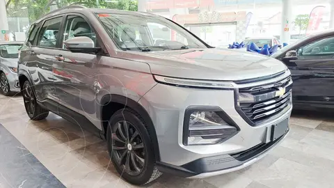 Chevrolet Captiva LT 7 pas usado (2022) color plateado financiado en mensualidades(enganche $124,564 mensualidades desde $5,241)