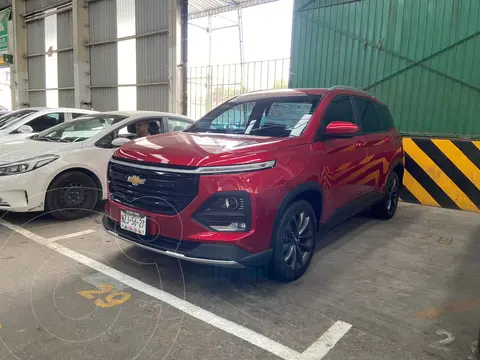 Chevrolet Captiva LT 5 pas usado (2022) color Rojo financiado en mensualidades(enganche $82,000 mensualidades desde $8,200)