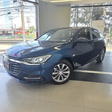 Chevrolet Cavalier LS usado (2023) color Azul Marino precio $240,000