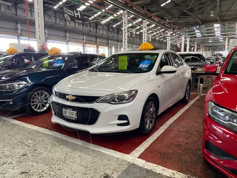 Chevrolet Cavalier Premier Aut usado (2018) color Blanco financiado en mensualidades(enganche $52,000 mensualidades desde $5,300)