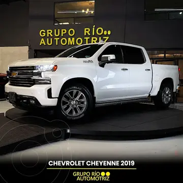 Chevrolet Cheyenne Cabina Doble High Country 4X4 usado (2019) color Blanco precio $798,000