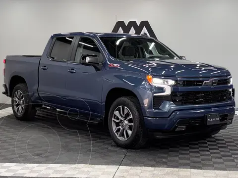 Chevrolet Cheyenne RST CD usado (2024) color Azul precio $879,999