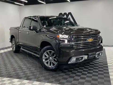 Chevrolet Cheyenne High Country CD usado (2021) color Gris precio $969,900