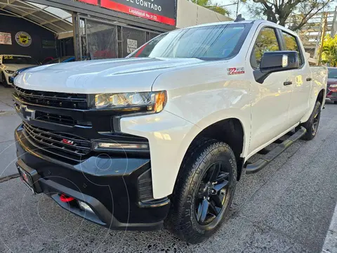 Chevrolet Cheyenne Cabina Doble Trail Boss 4X4 usado (2021) color Blanco financiado en mensualidades(enganche $387,318 mensualidades desde $24,079)