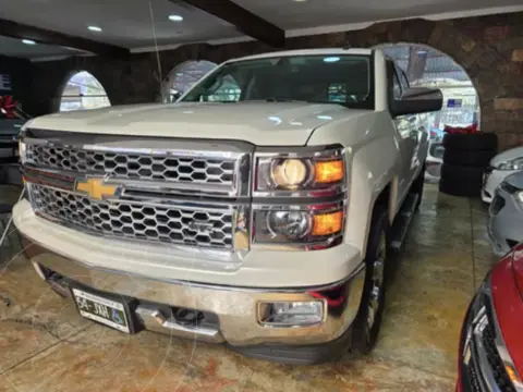 Chevrolet Cheyenne 2500 4x4 Doble Cab LTZ usado (2015) color Blanco precio $445,000