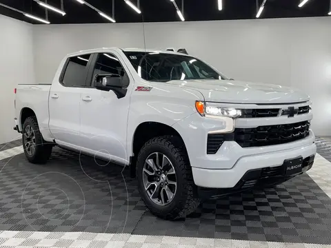 Chevrolet Cheyenne LT 4X4 usado (2023) color Blanco precio $898,999