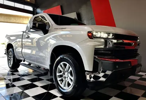 Chevrolet Cheyenne LT 4X2 usado (2022) color Blanco precio $699,000
