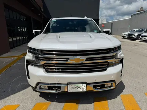 Chevrolet Cheyenne High Country CD usado (2021) color Blanco precio $800,000