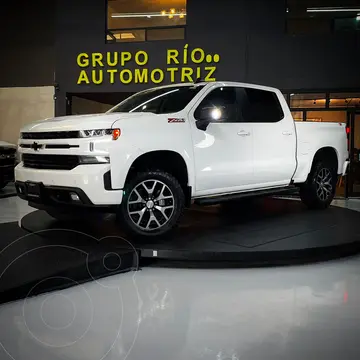 Chevrolet Cheyenne LT 4X4 usado (2021) color Blanco precio $889,000