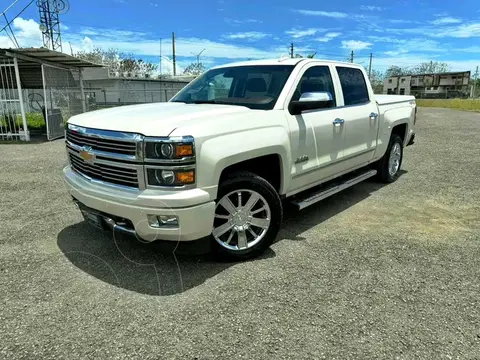 Chevrolet Cheyenne 5.3L High Country usado (2015) color Blanco precio $330,000