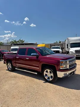 Chevrolet Cheyenne 2500 4x4 Doble Cab High Country usado (2015) color Rojo precio $385,000