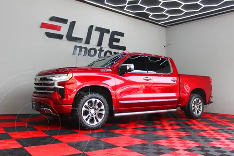 Chevrolet Cheyenne High Country CD usado (2023) color Rojo precio $1,089,900