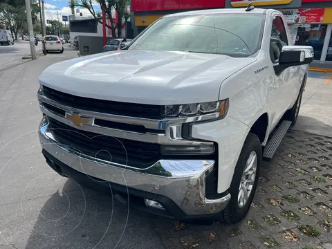 Chevrolet Cheyenne Cabina Regular (LT) 4X4 usado (2020) color Blanco precio $699,900