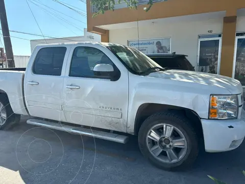 Chevrolet Cheyenne 2500 4x2 Cab LT usado (2016) color Blanco precio $240,000