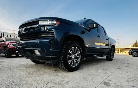 Chevrolet Cheyenne Cabina Doble RST 4X4 usado (2021) color Azul financiado en mensualidades(enganche $171,600 mensualidades desde $16,921)