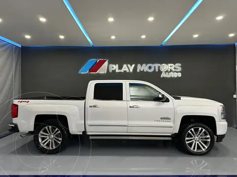 Chevrolet Cheyenne 2500 4x4 Doble Cab High Country usado (2016) color Blanco precio $499,000