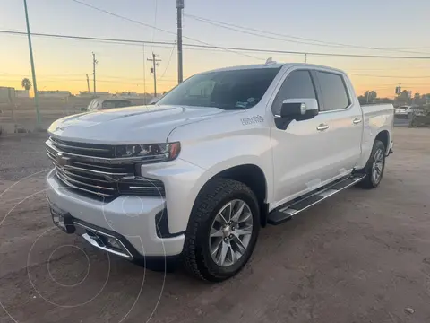Chevrolet Cheyenne Cabina Doble High Country 4X4 usado (2020) color Blanco Platinado precio $850,000