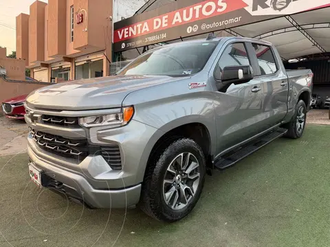 Chevrolet Cheyenne RST CD usado (2025) color Plata precio $989,999