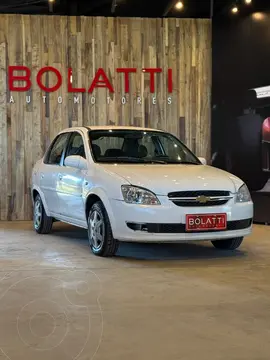 Chevrolet Classic 4P LS Spirit usado (2013) color Blanco precio $9.500.000