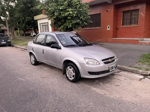 Chevrolet Classic 4P LS usado (2014) color Plata Switchblade precio $12.500.000