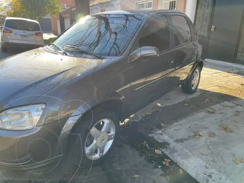 Chevrolet Classic 4P LS Pack usado (2016) color Gris Mond precio $12.600.000