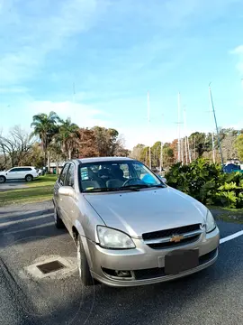 Chevrolet Classic 4P LS usado (2013) color Beige precio $8.800.000