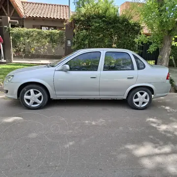 Chevrolet Classic 4P LS usado (2014) color Gris Mond precio $12.000.000