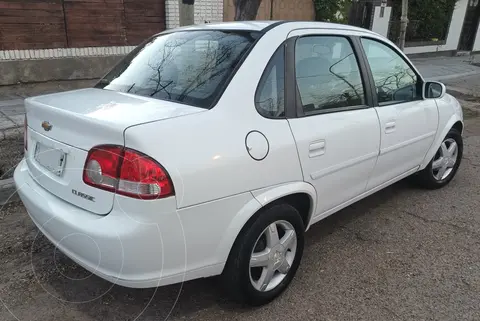 Chevrolet Classic 4P LS Pack usado (2015) color Blanco precio $10.300.000