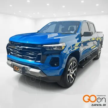 Chevrolet Colorado DOBLE CABINA usado (2023) color CHAZUL ATLANTICO precio $700,000