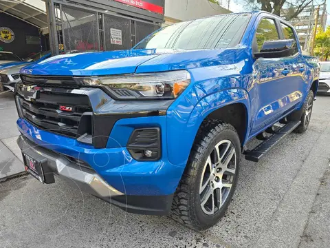 Chevrolet Colorado Z71 usado (2023) color Azul financiado en mensualidades(enganche $263,493 mensualidades desde $16,381)