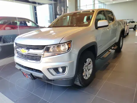 Chevrolet Colorado LT 4x4 usado (2019) color plateado precio $620,000