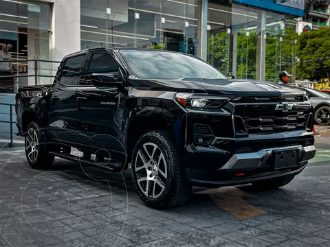Chevrolet Colorado Z71 usado (2023) color Negro precio $815,000