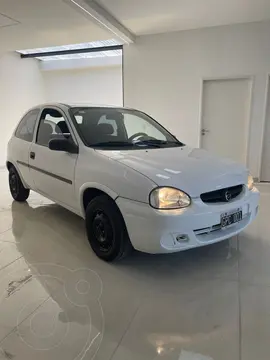 Chevrolet Corsa Classic 3P 1.6 usado (2007) color Blanco precio $1.212.121