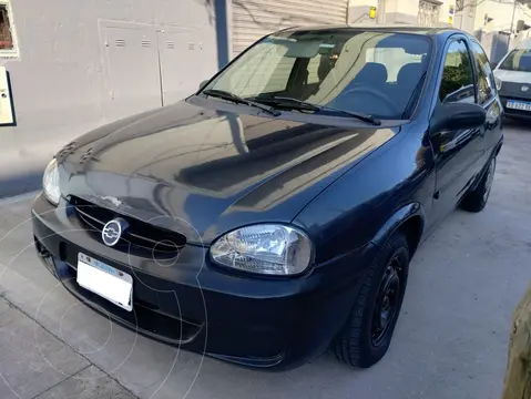 Chevrolet Corsa Classic 3P 1.6 usado (2007) color Gris precio $5.300.000