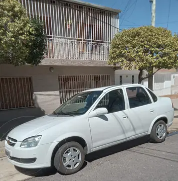 Chevrolet Corsa Classic 4P 1.4 GLS usado (2015) color Blanco precio $11.000.000